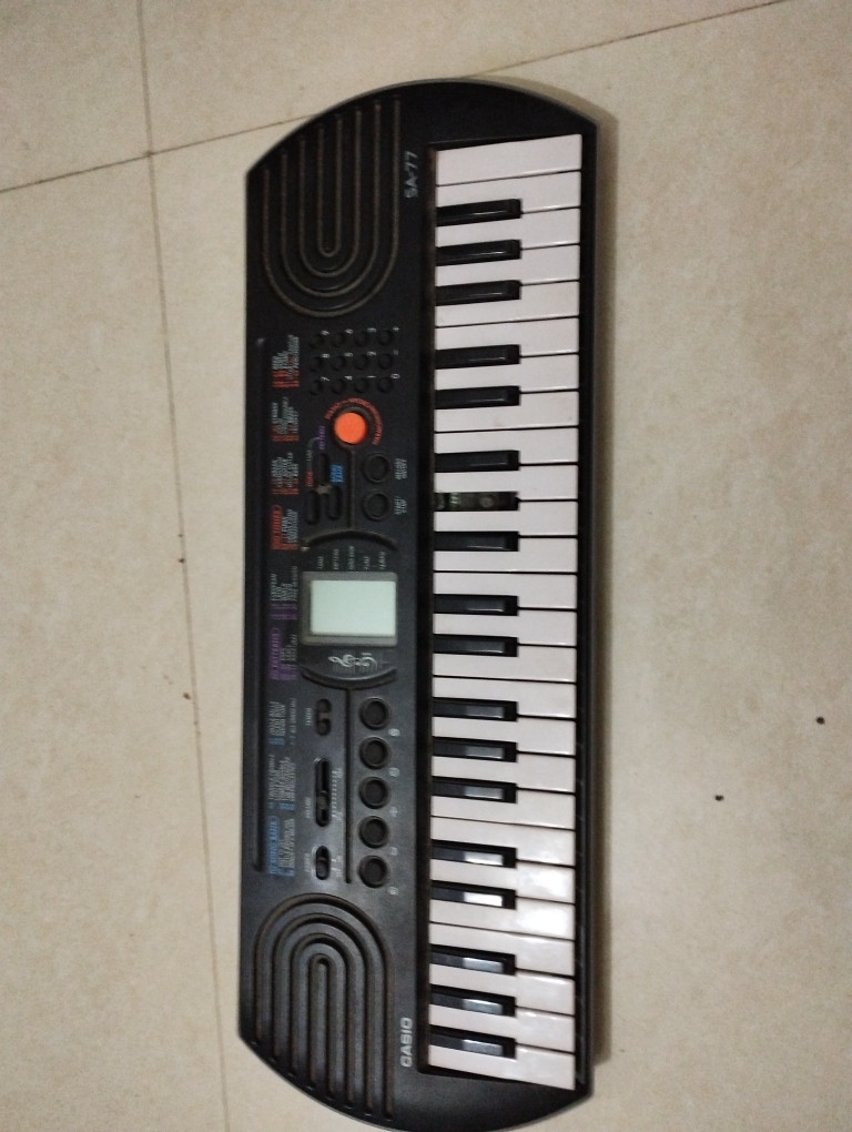 Casio 77 key clearance keyboard