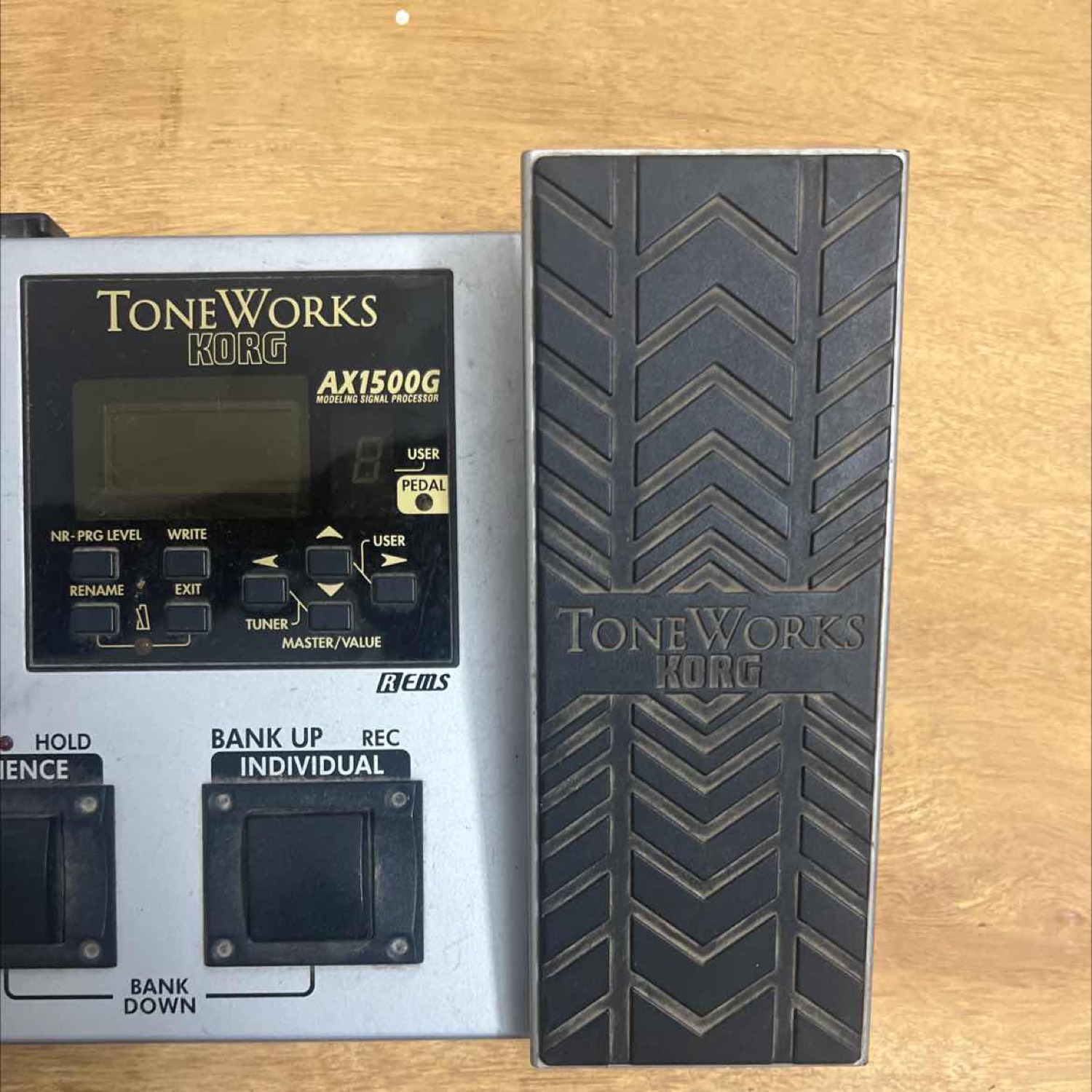 Buy Used 'Korg ToneWorks AX1500G electric guitar pedal with AC