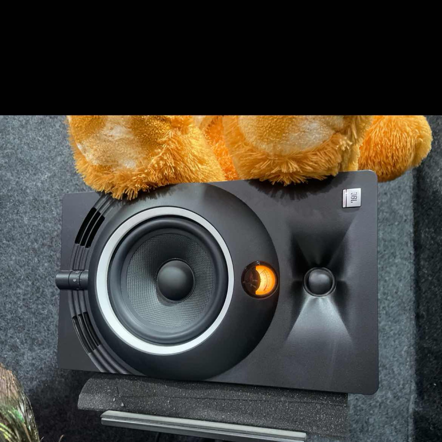 Used sales monitor speakers