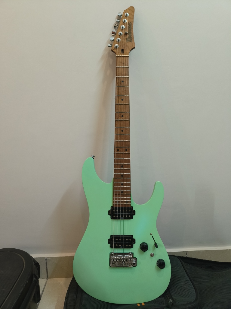 Ibanez az242sfm deals