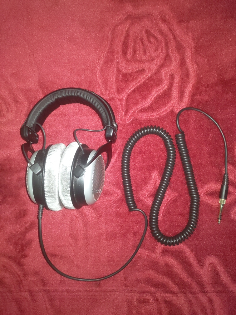 Beyerdynamic headset online gear