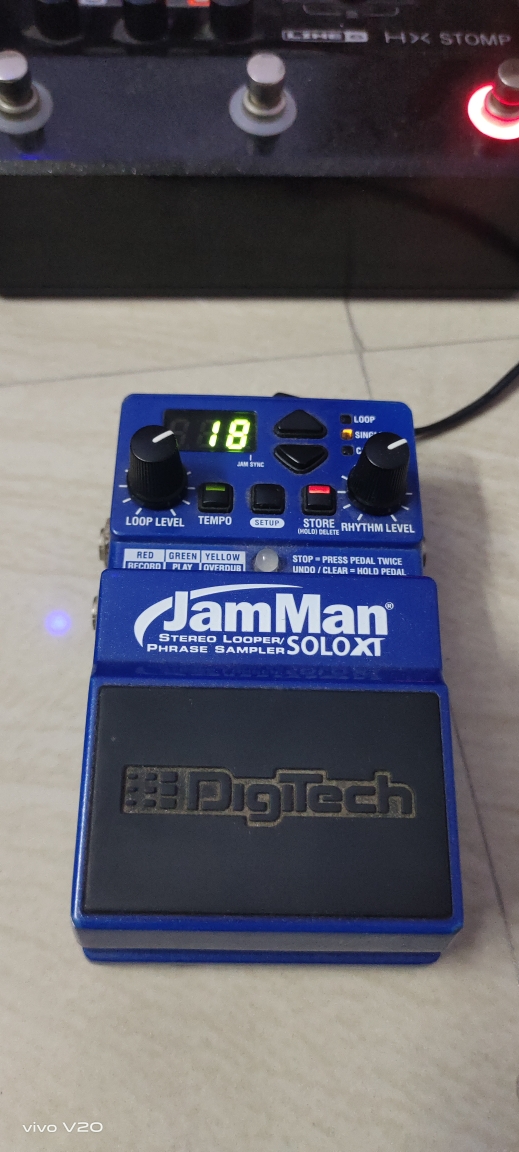 Buy Used 'DIGITECH JAMMAN SOLO XT LOOPER & SEQUENCER' Online Bajaao