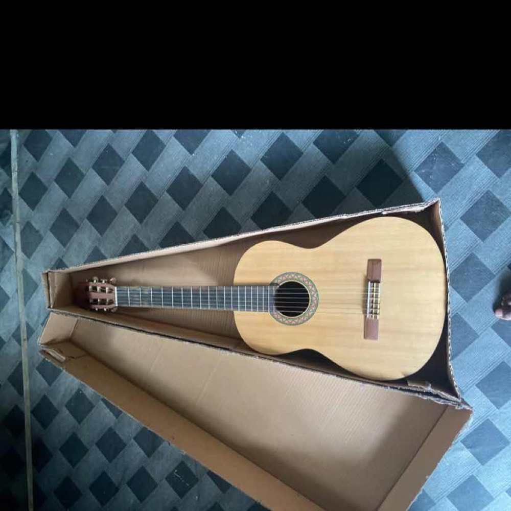 Buy Used 'Yamaha classical guitar Nylon string' Online Bajaao Used Gear