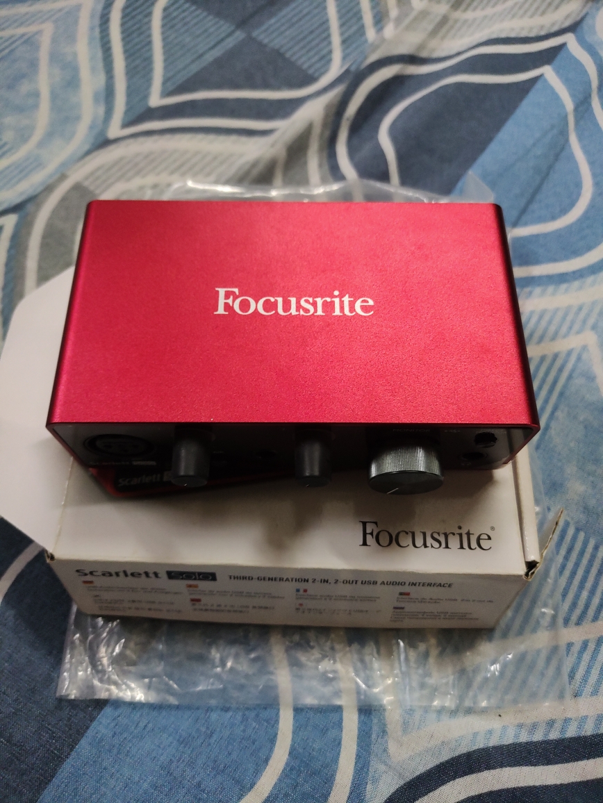 Buy Used 'Scarlet Solo Focusrite' Online | Bajaao Used Gear